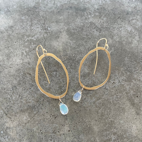 small extra thin rough cut earring with opal-vermeil