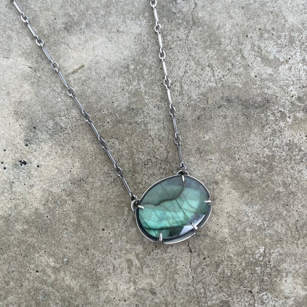 oval labradorite necklace