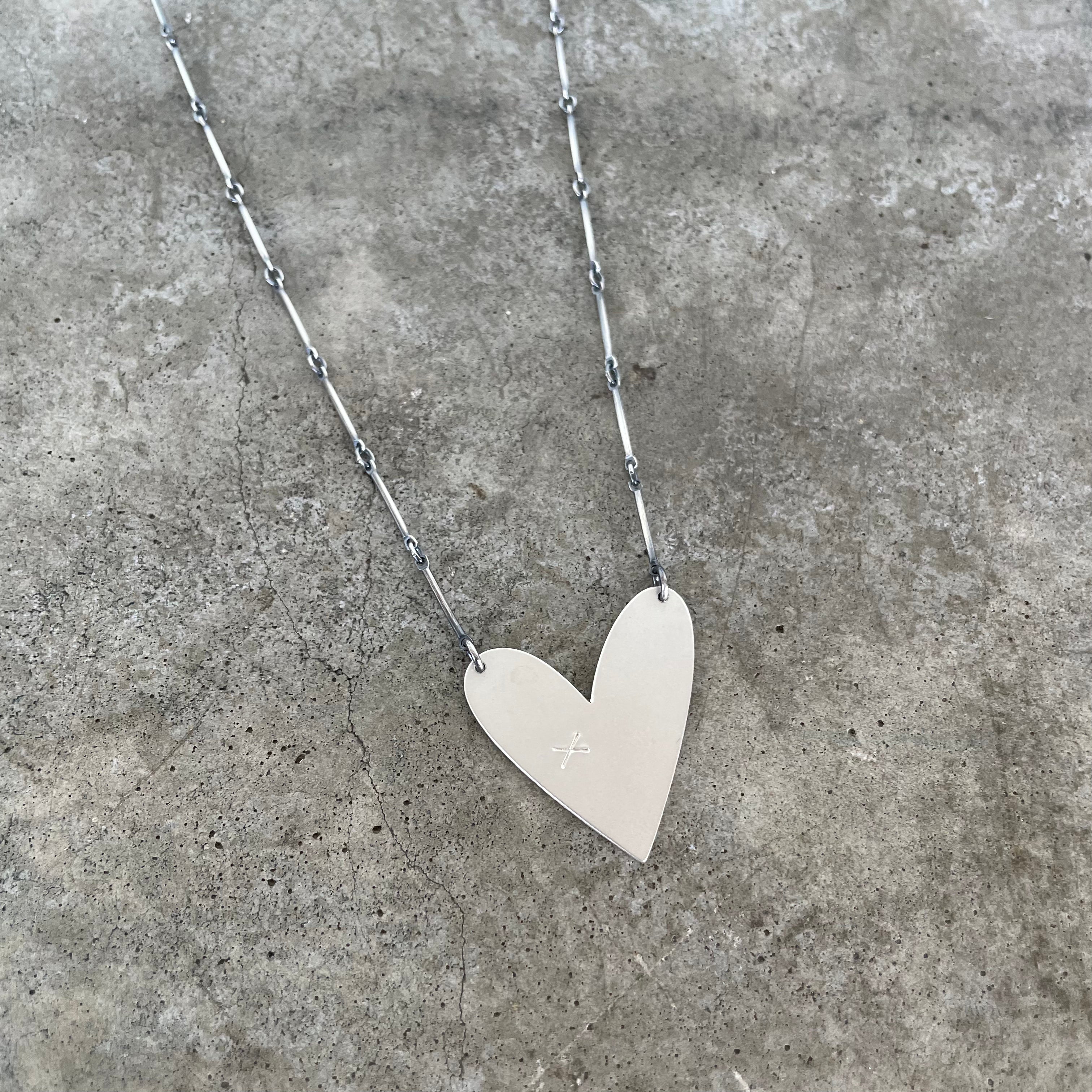 Asymmetric hearts of 2025 love necklace