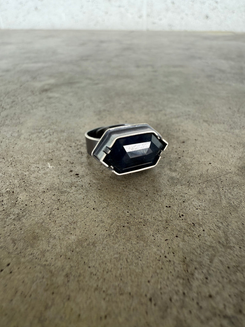 geometric sapphire ring