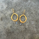 single rough cut earring with stone