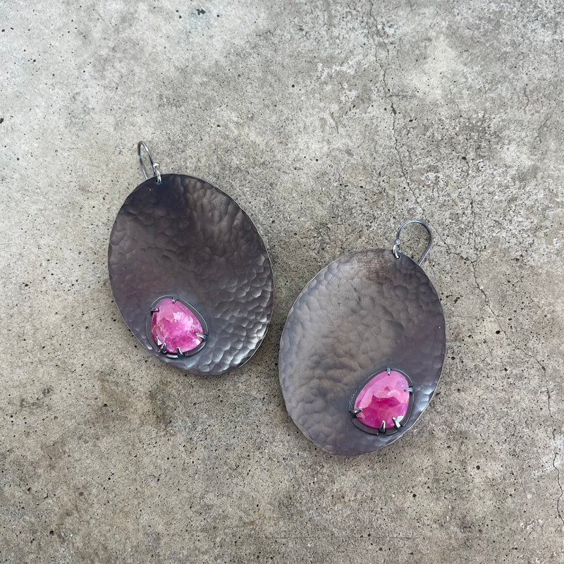 hammered oval with sapphire earrings