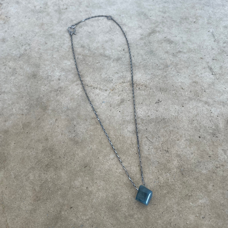 apatite geometric pendant