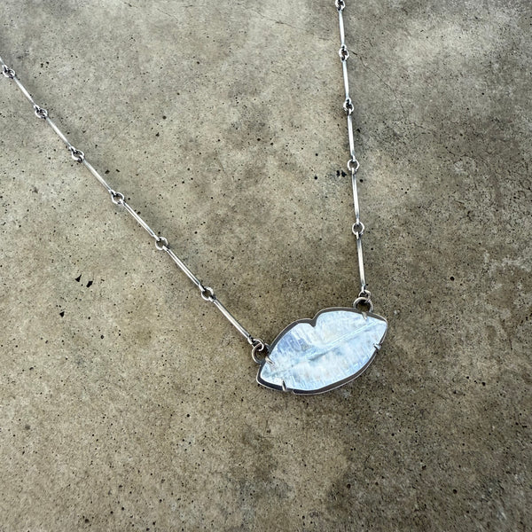 rainbow moonstone lips necklace