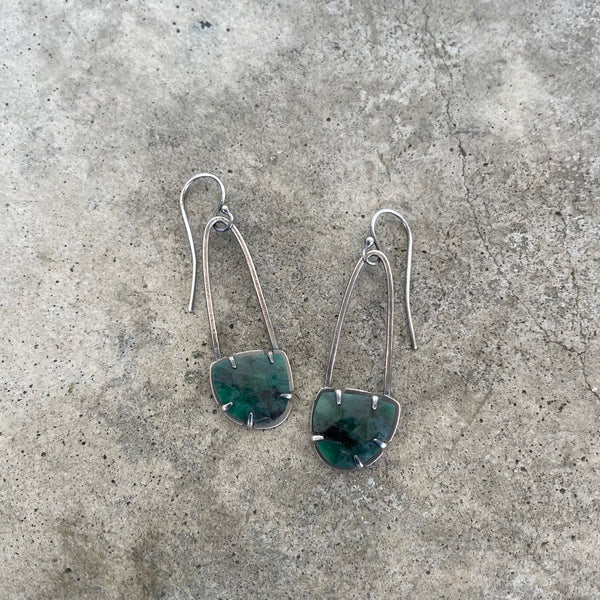 emerald arc earrings