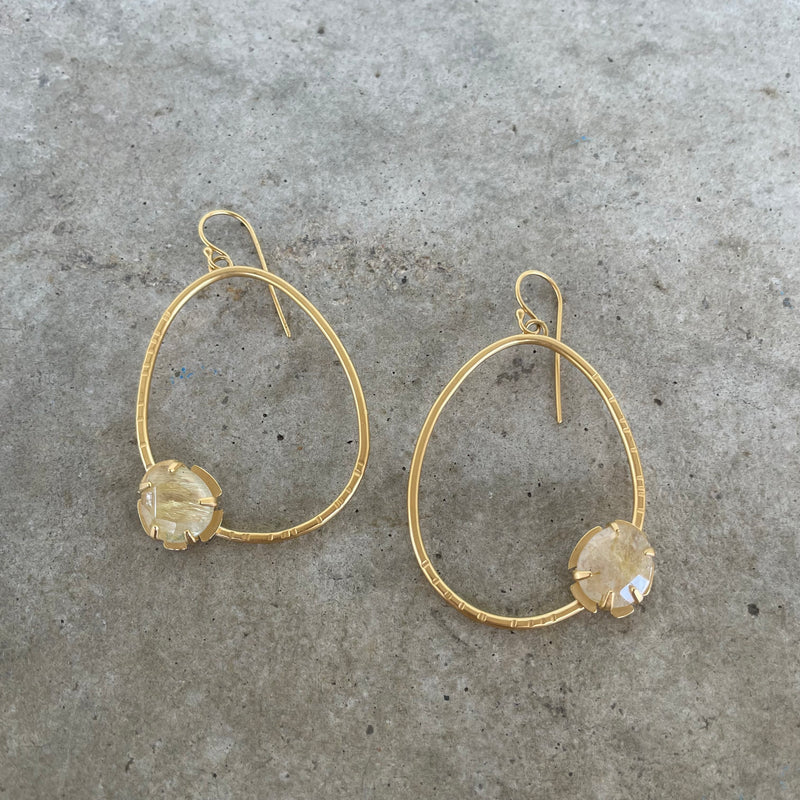 vermeil hatch hoop with rutilated quartz