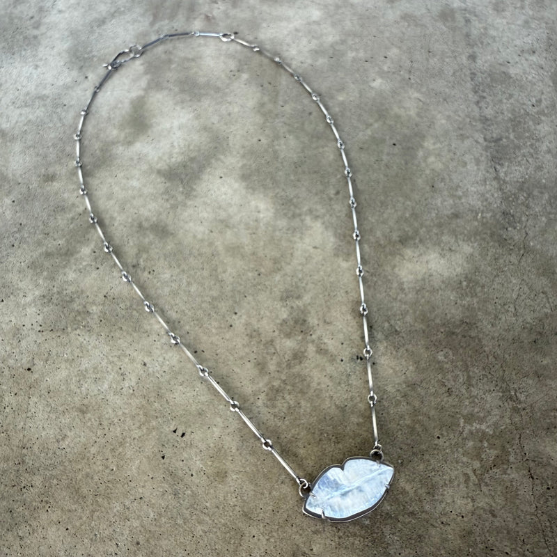 rainbow moonstone lips necklace