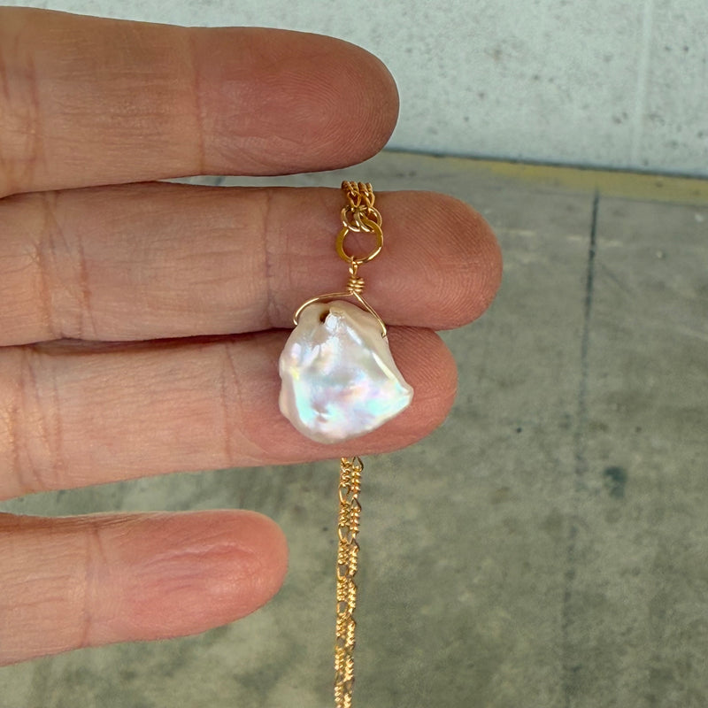 freeform freshwater pearl necklace