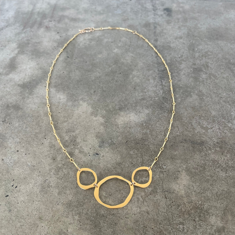 three rough cut graduated necklace