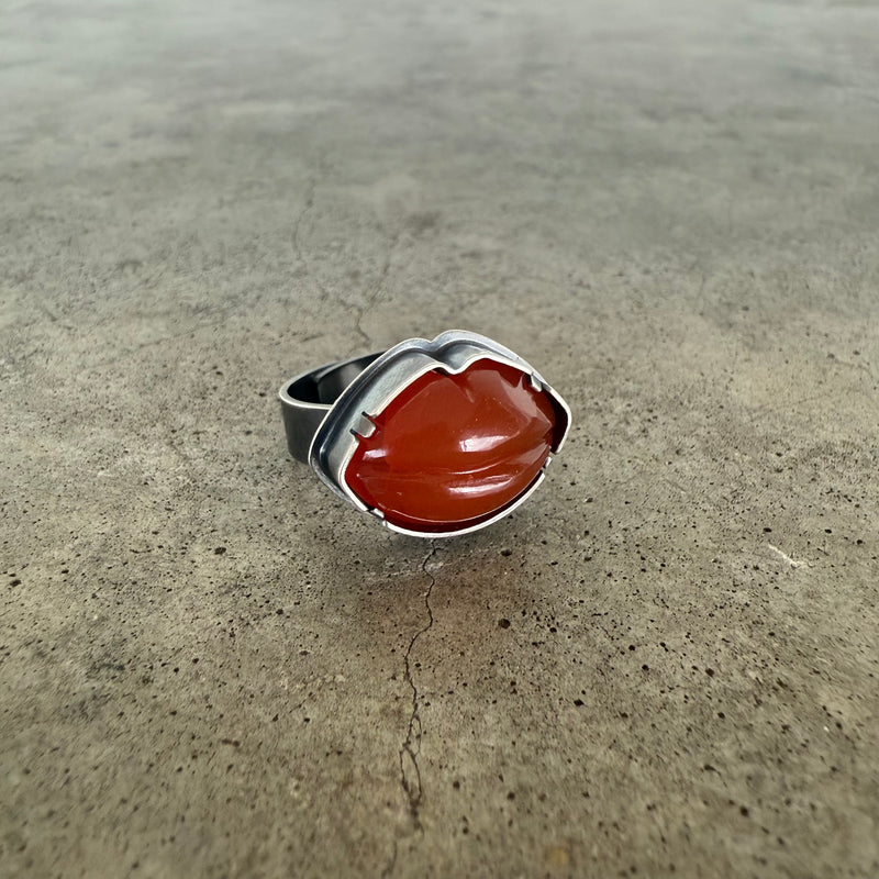 carnelian lips ring