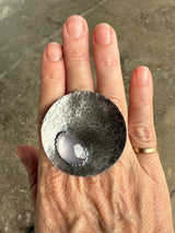 hammered disc ring with rose quartz