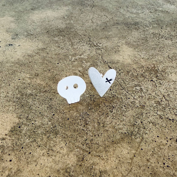 skull heart post earrings