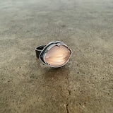 rose quartz lips ring