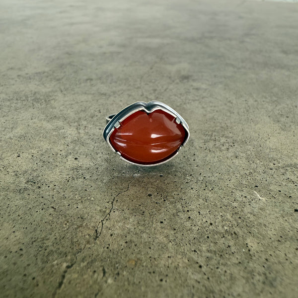carnelian lips ring