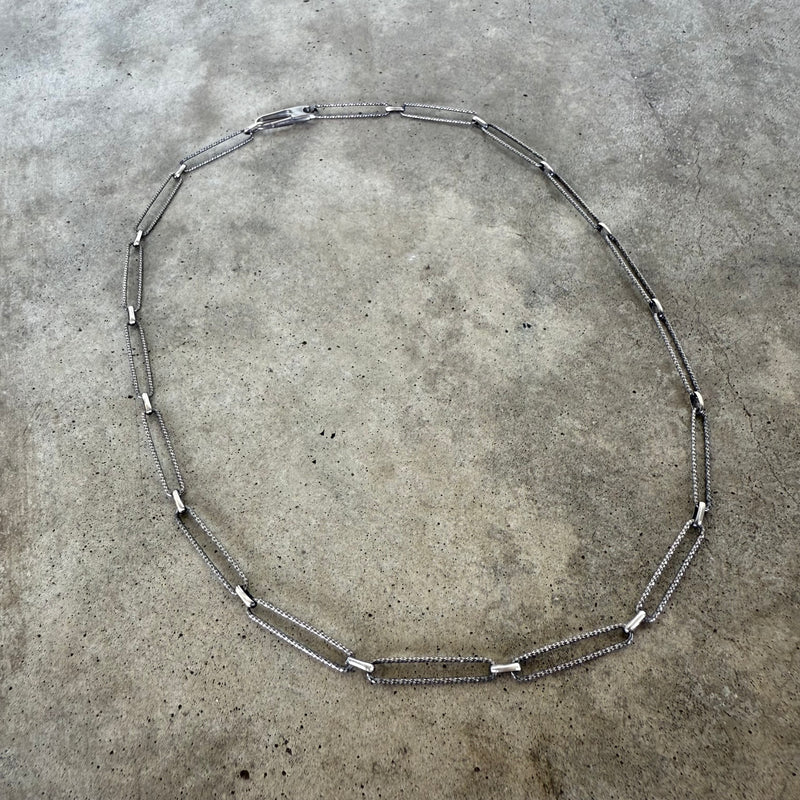 long short textured chain